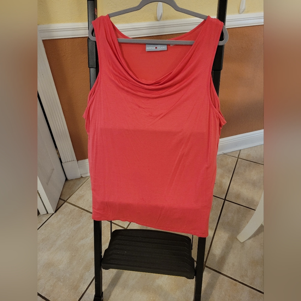 4/$10 Avenue Sleeveless Blouse